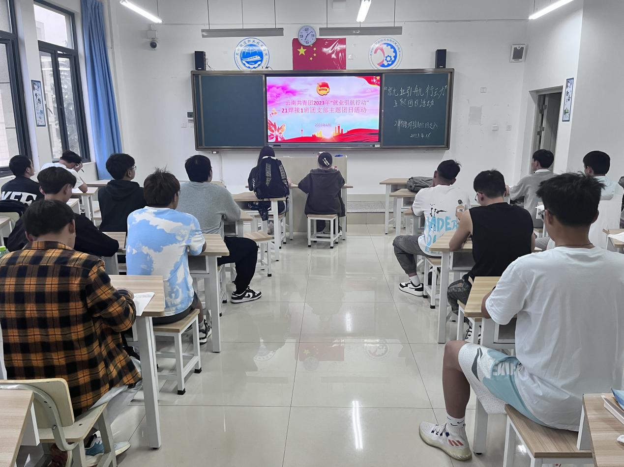 eaf3d59024bd2caeed01d7c943ca860